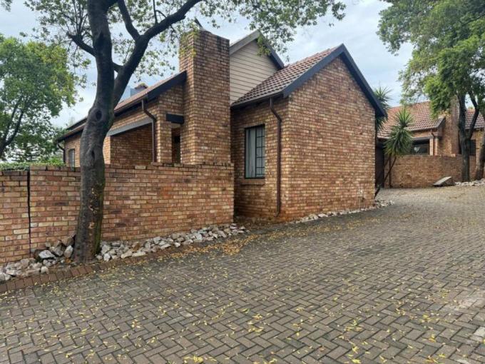2 Bedroom Simplex to Rent in Brookelands Lifestyle Estate - Property to rent - MR711920