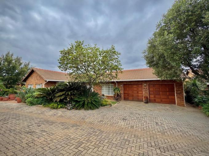 3 Bedroom House for Sale For Sale in Schoemansville - MR711932