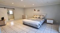 Bed Room 5+ of property in Verwoerdpark