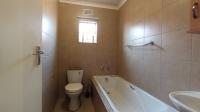 Bathroom 1 - 4 square meters of property in Olievenhoutbos
