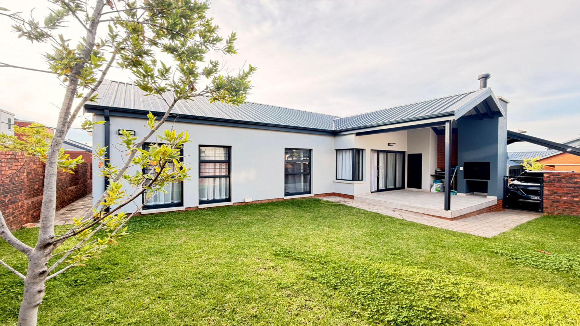 Backyard of property in Zandspruit