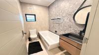 Bathroom 1 of property in Zandspruit