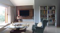 Lounges - 34 square meters of property in Westridge