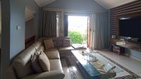 Lounges - 34 square meters of property in Westridge