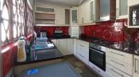 Kitchen - 10 square meters of property in Westridge