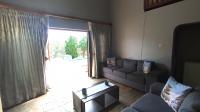 Lounges - 34 square meters of property in Westridge