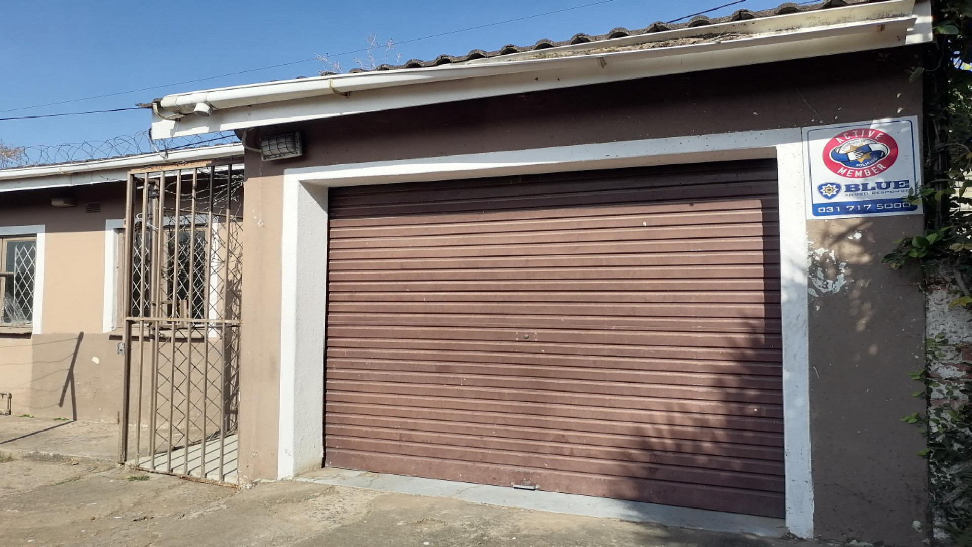 Garage of property in Chatsworth - KZN