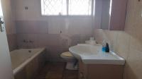 Bathroom 2 of property in Chatsworth - KZN