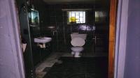 Bathroom 1 of property in Delft