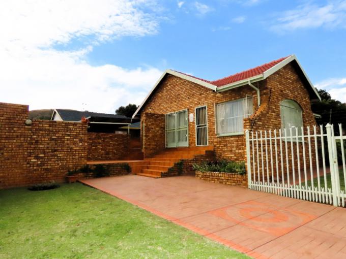 3 Bedroom House for Sale For Sale in Eersterust - MR712004