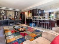  of property in Glenvista