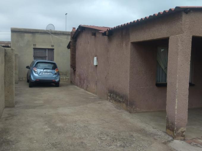 3 Bedroom House for Sale For Sale in Thokoza - MR712031
