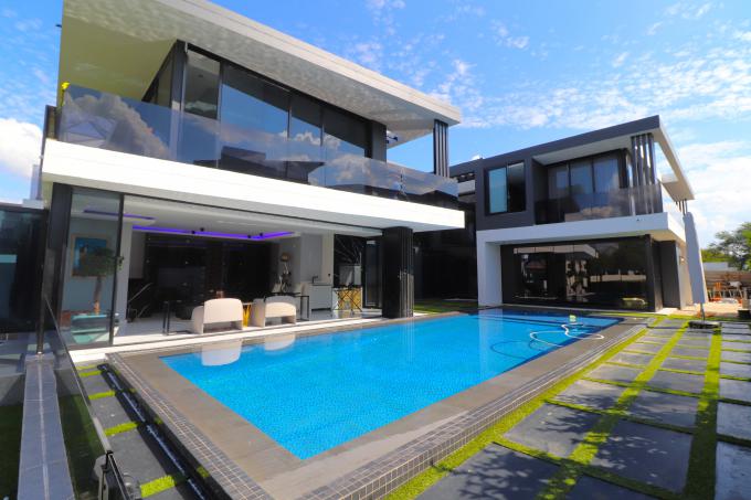 4 Bedroom House for Sale For Sale in The Islands Estate - MR712036