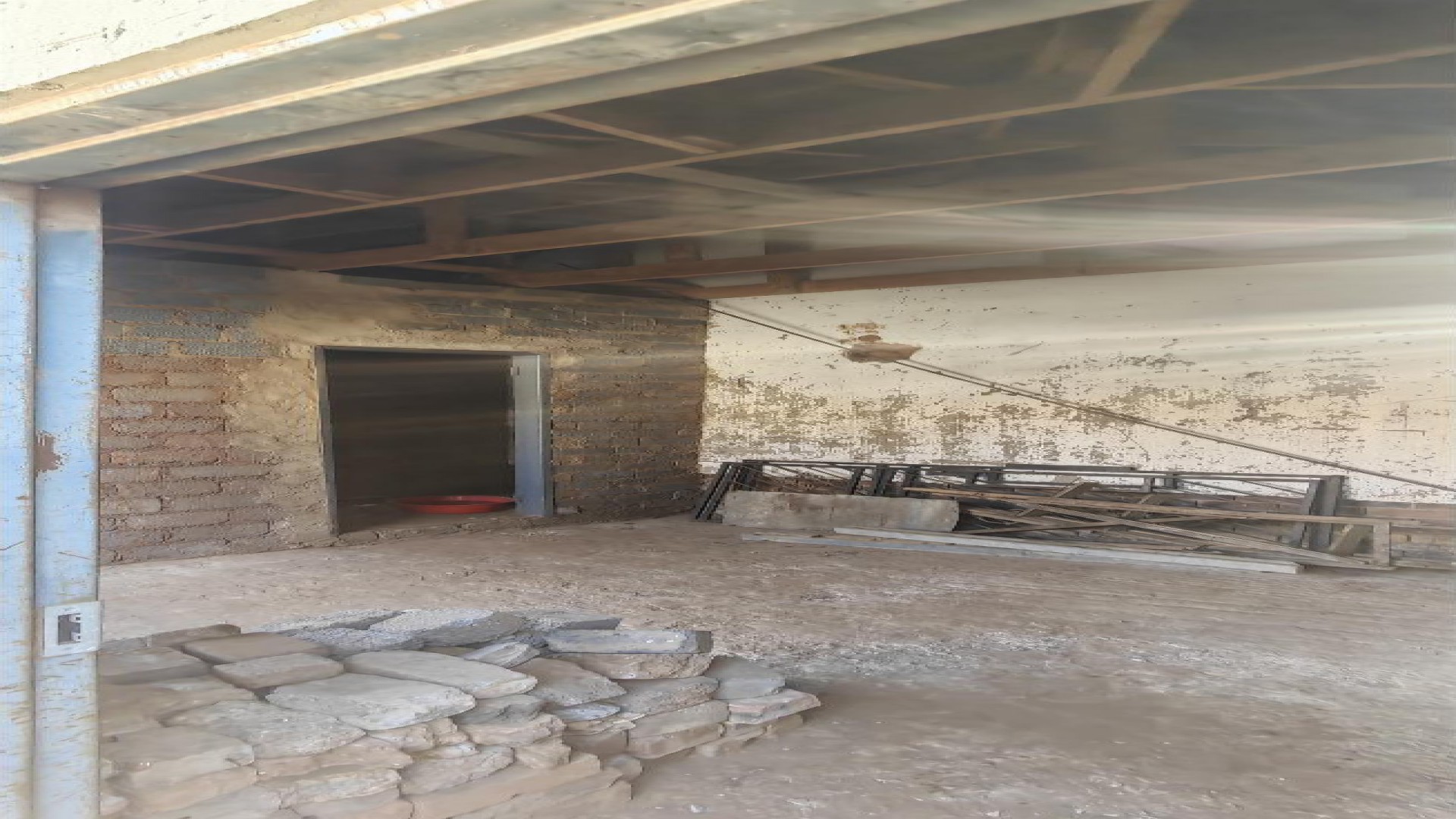 Spaces of property in Vosloorus