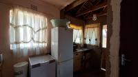 Kitchen - 10 square meters of property in Vosloorus