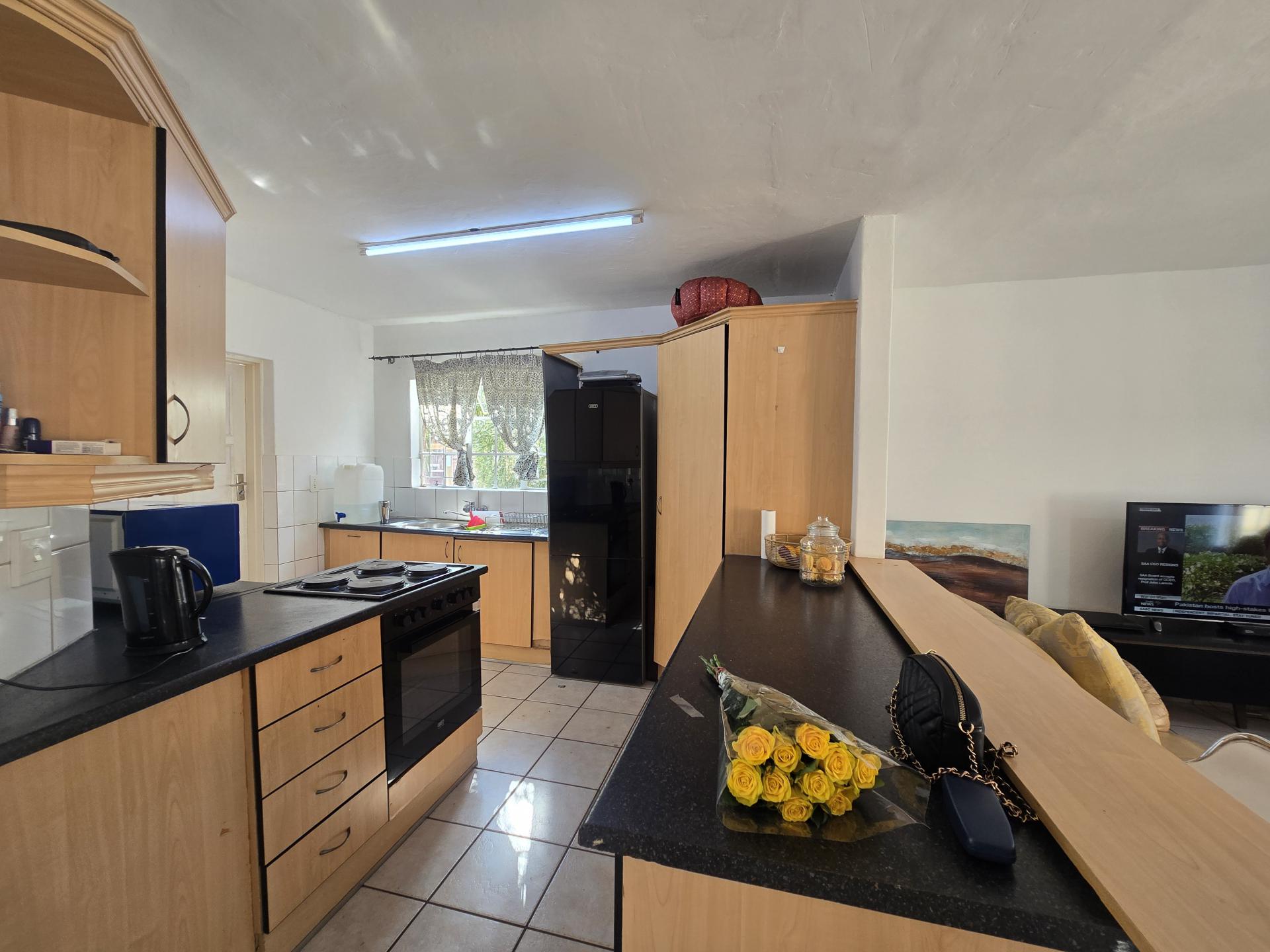  of property in Bendor