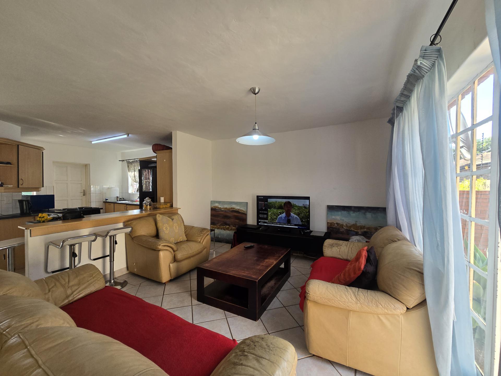  of property in Bendor