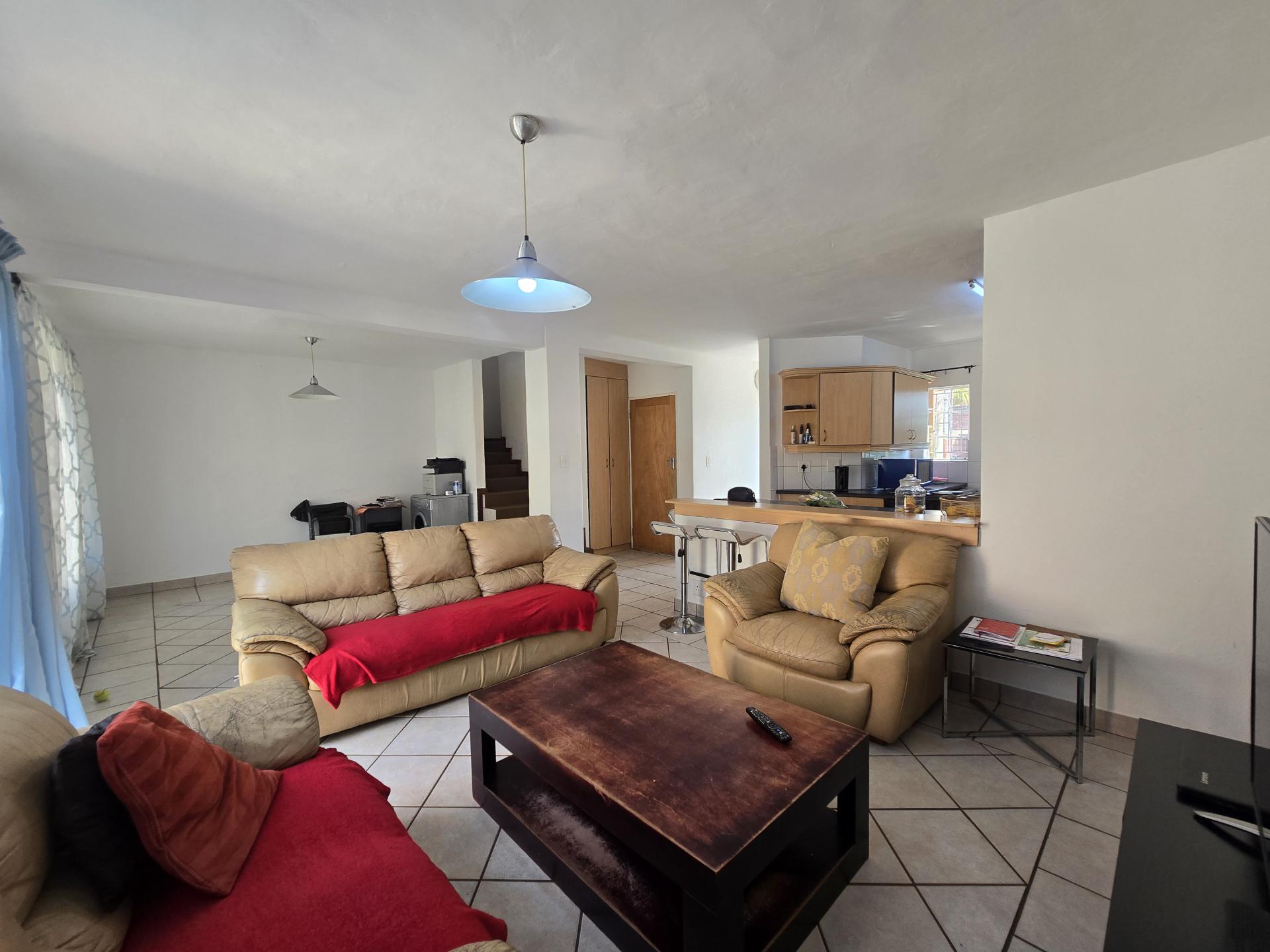  of property in Bendor