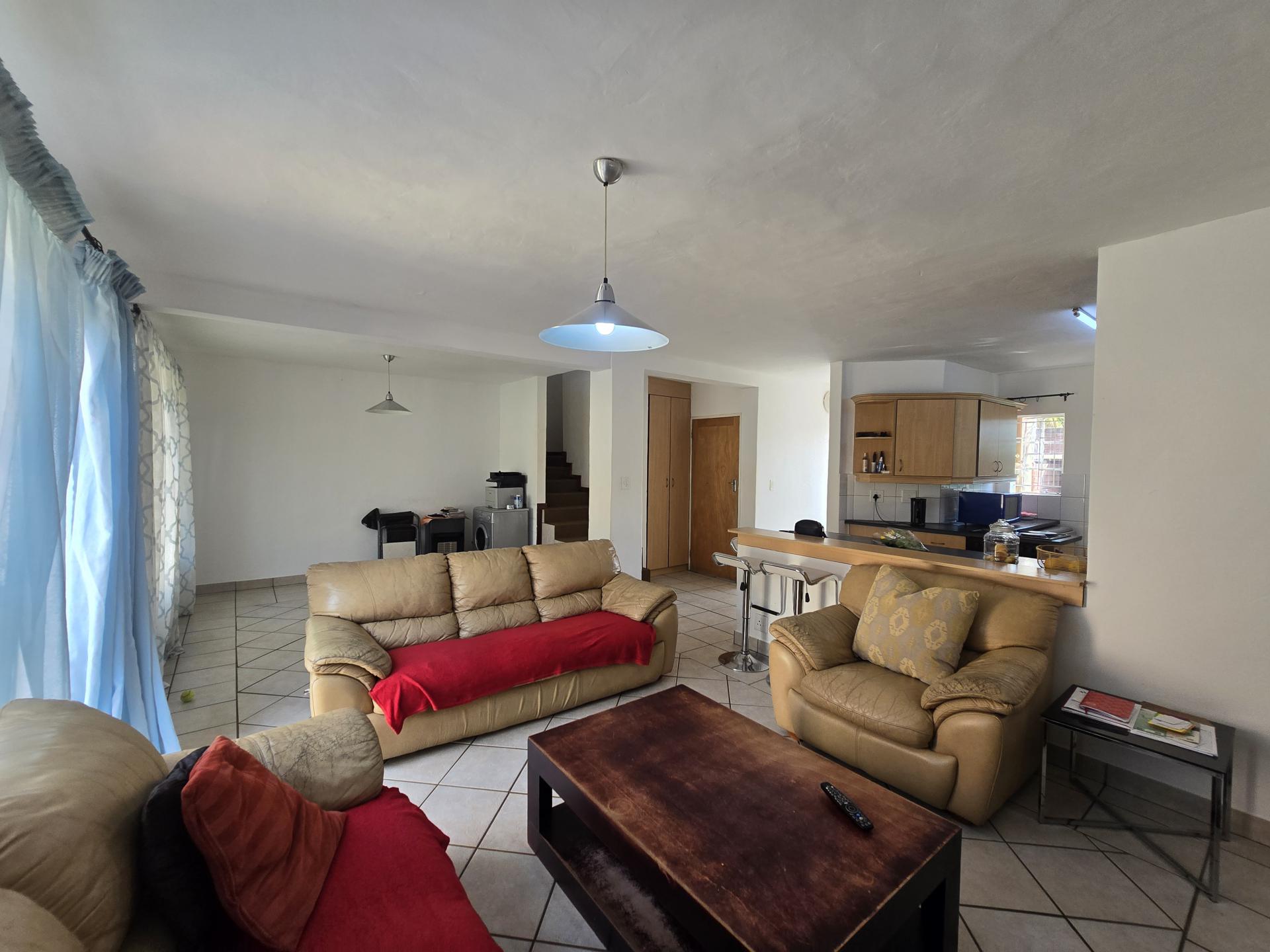  of property in Bendor