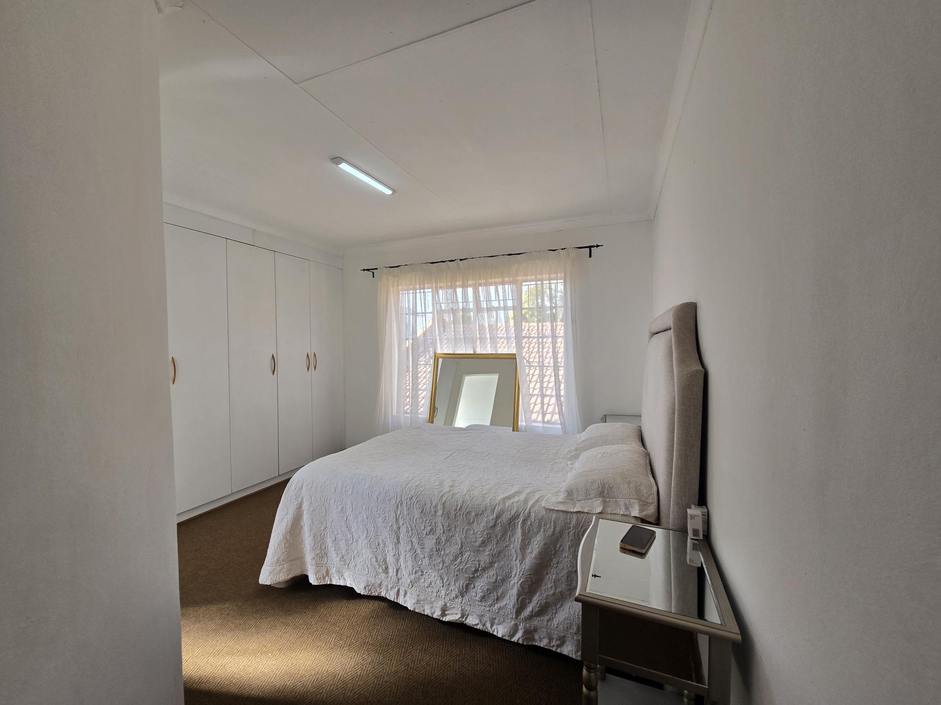  of property in Bendor