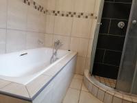  of property in Die Bult