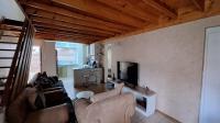 Lounges - 26 square meters of property in Ravenswood