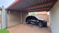 Carport  - 37 square meters of property in Ravenswood