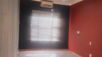 Bed Room 2 of property in La Hoff