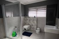  of property in Escombe 