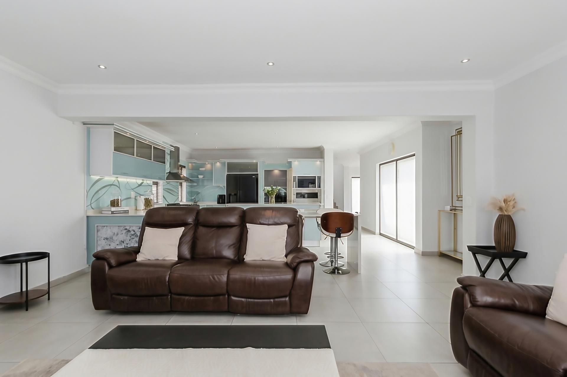  of property in Glen Marais