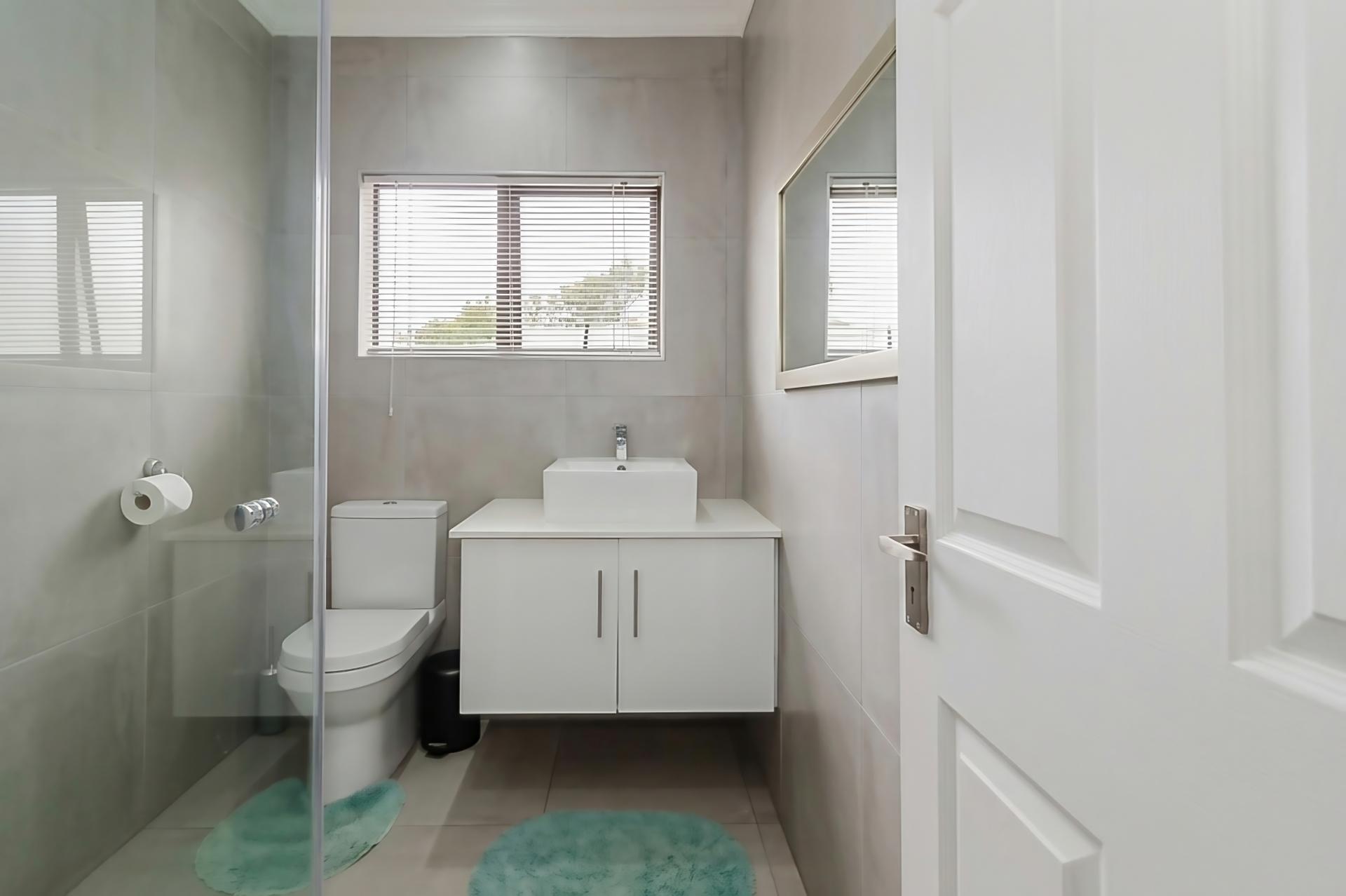  of property in Glen Marais