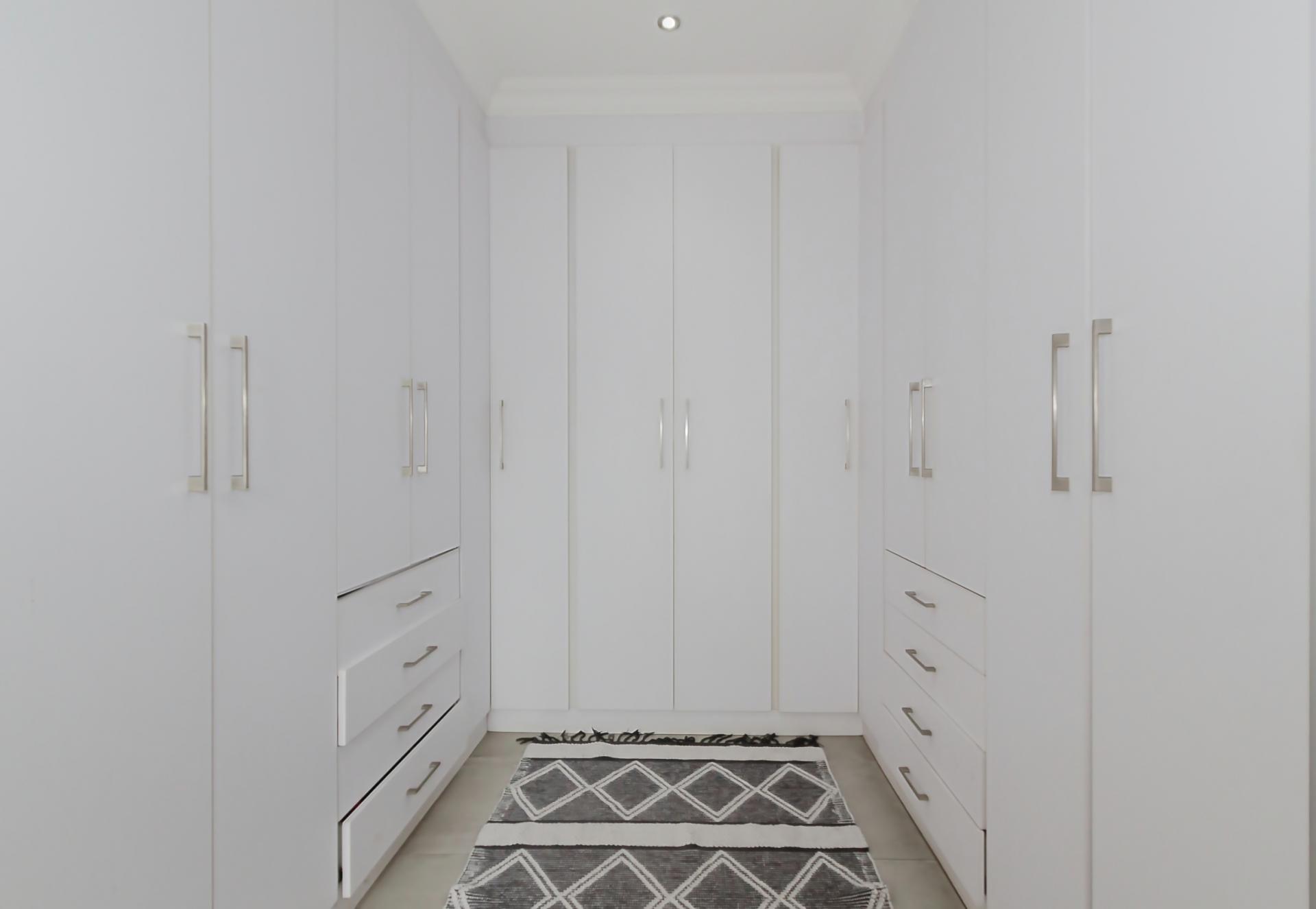  of property in Glen Marais