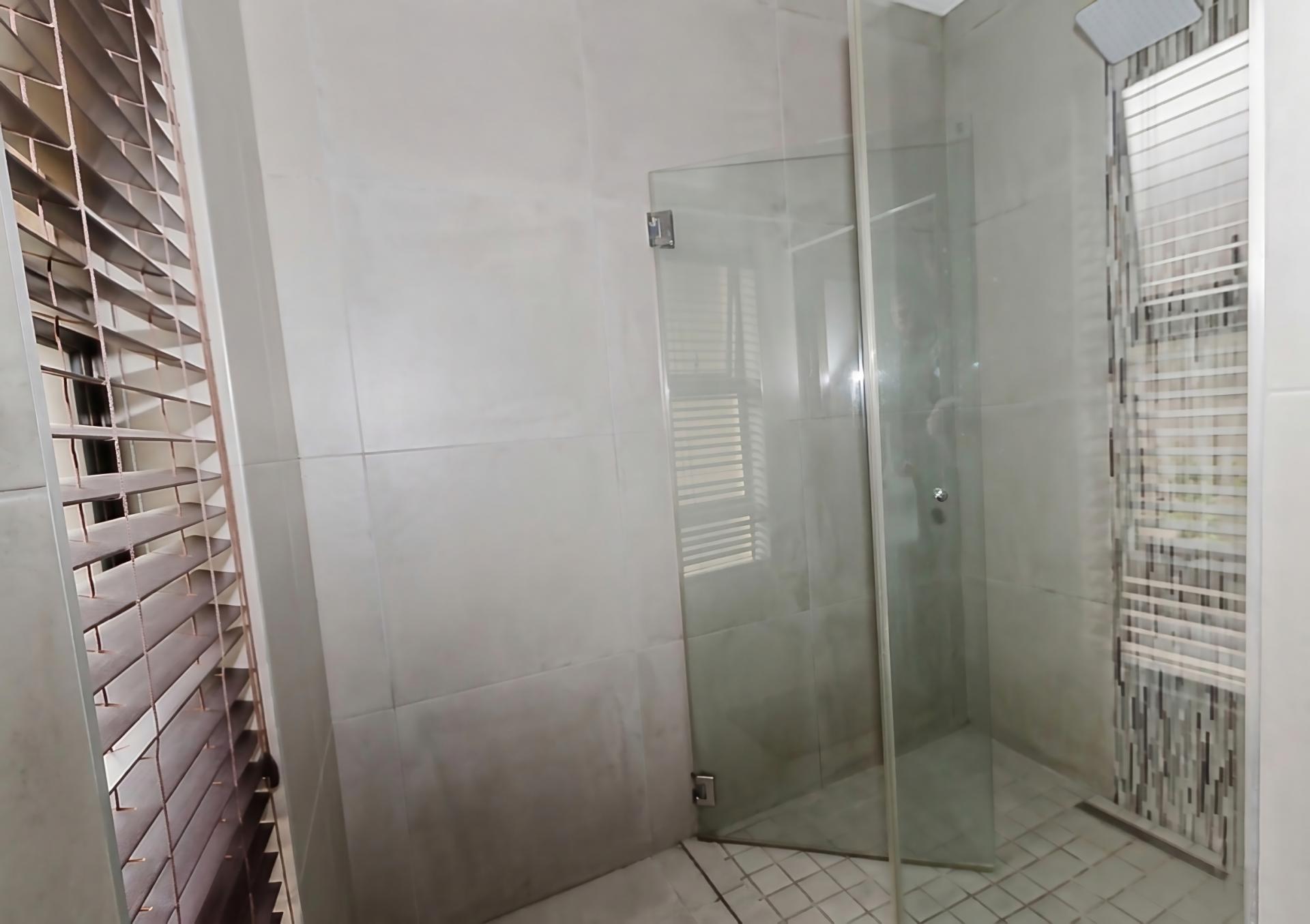  of property in Glen Marais