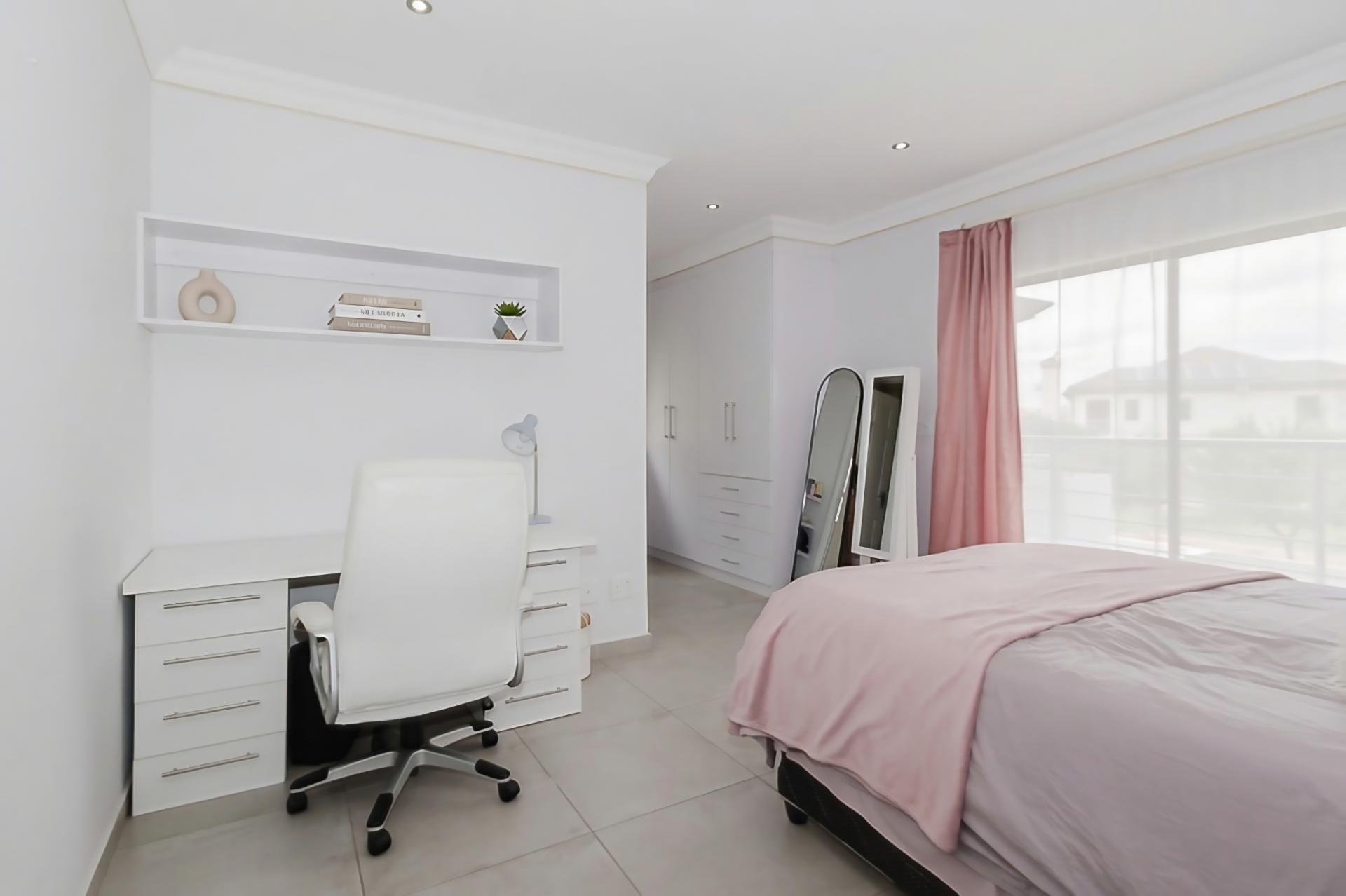  of property in Glen Marais