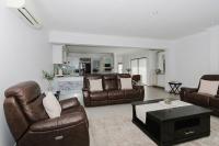  of property in Glen Marais