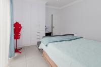  of property in Glen Marais