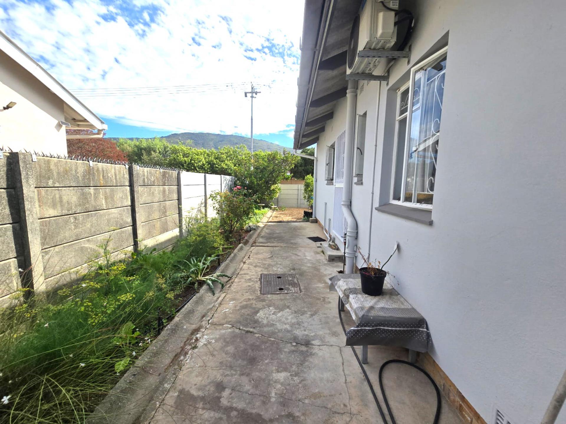  of property in Paarl