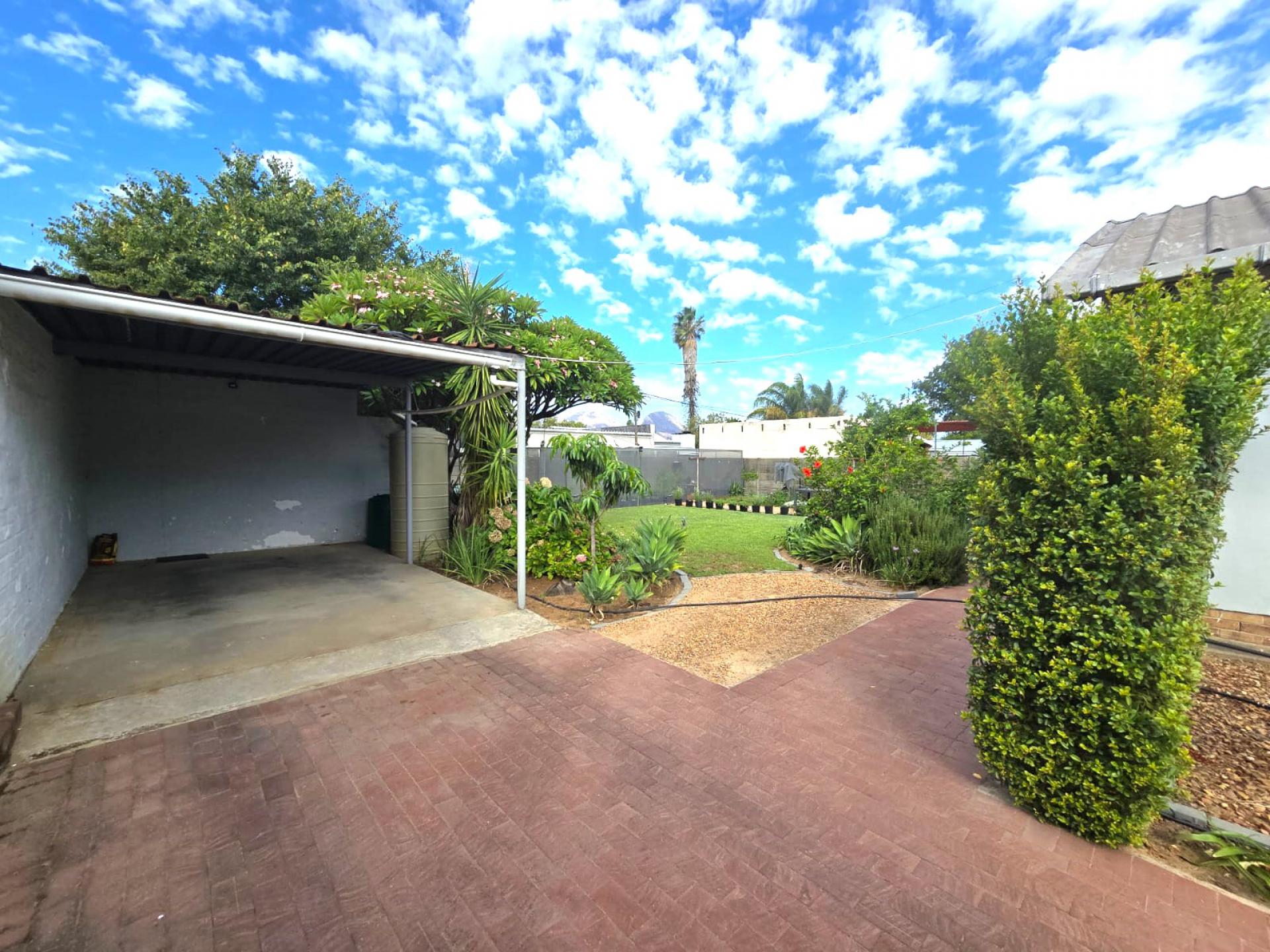  of property in Paarl