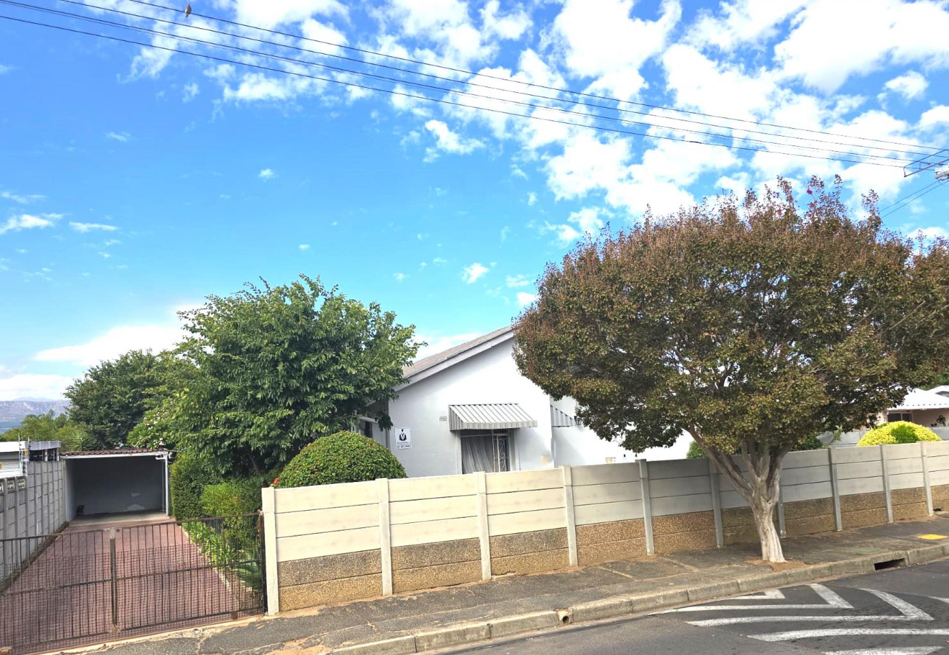  of property in Paarl
