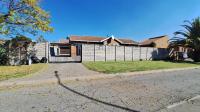 Front View of property in Dewald Hattingh Park