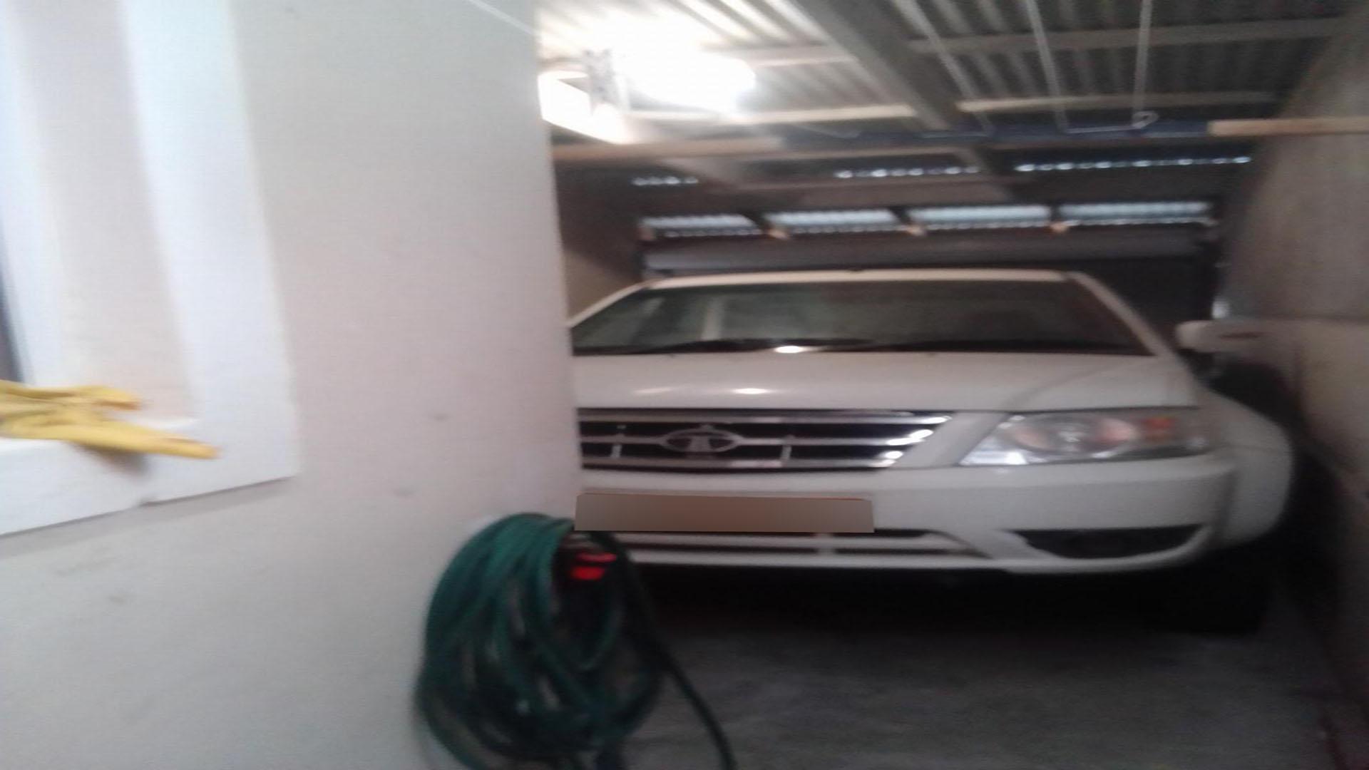 Garage of property in Struis Bay