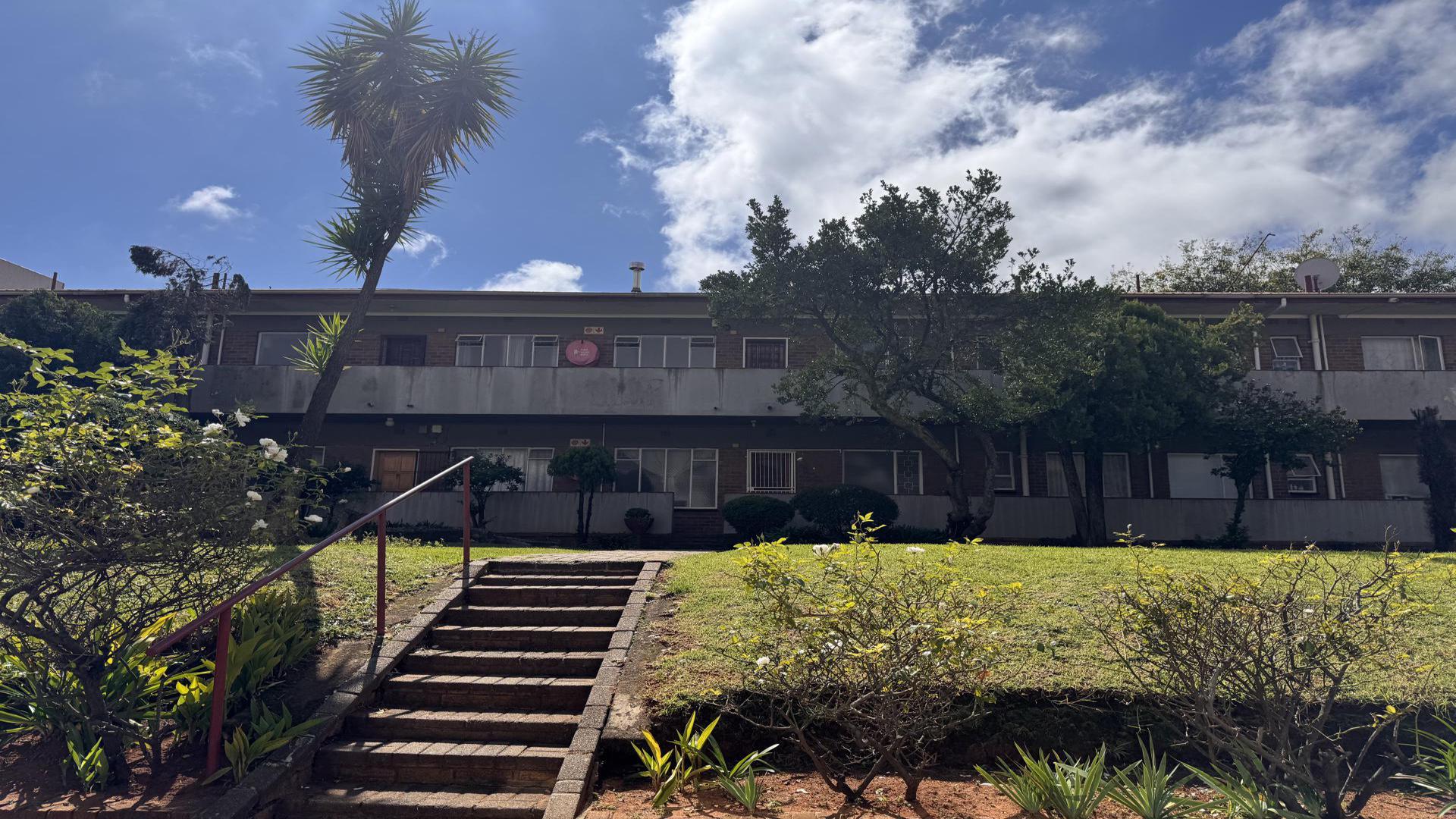 Front View of property in Florida