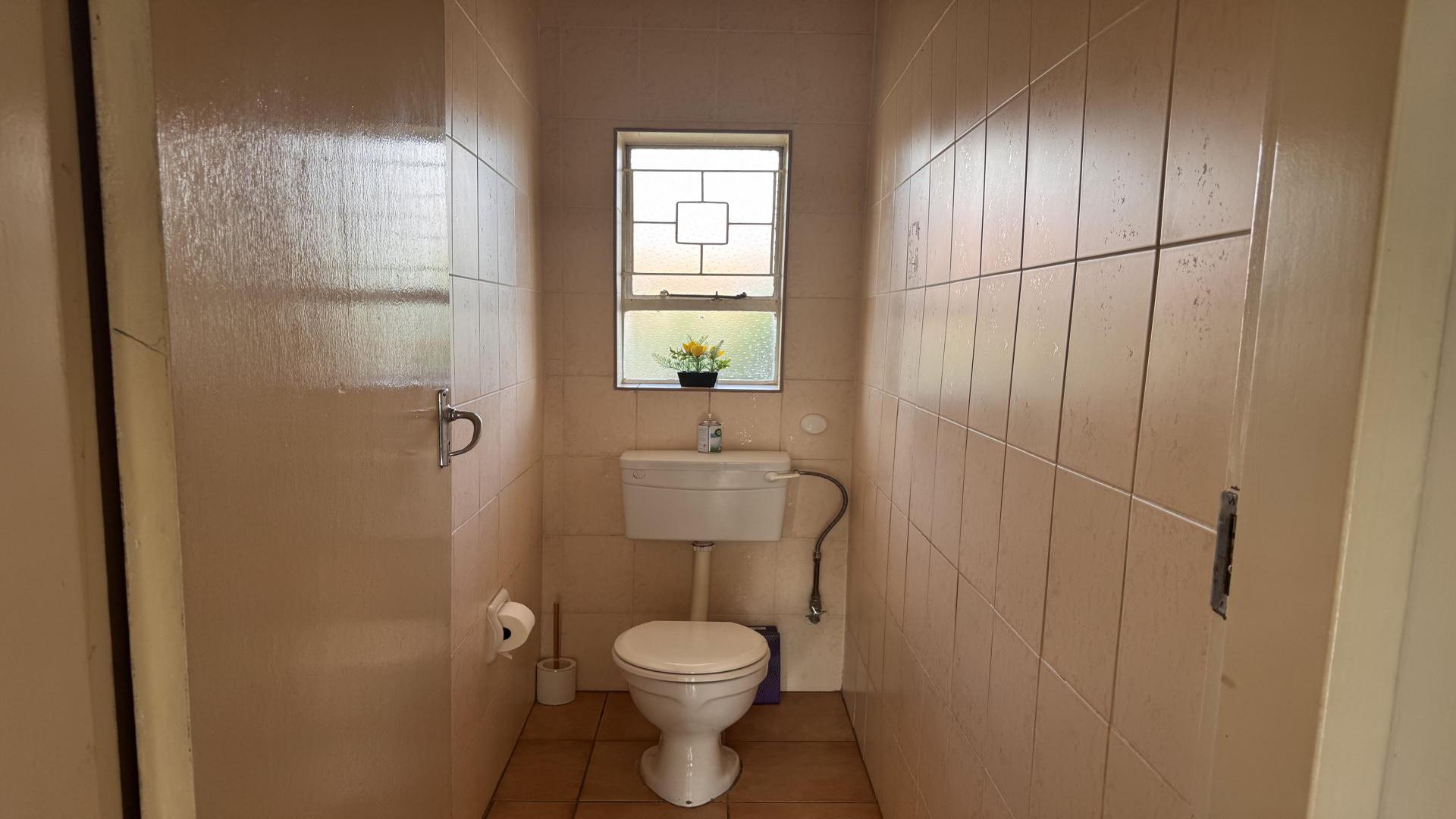 Bathroom 1 of property in Florida
