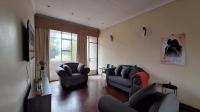Lounges - 33 square meters of property in Florida