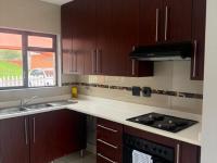  of property in Glenvista