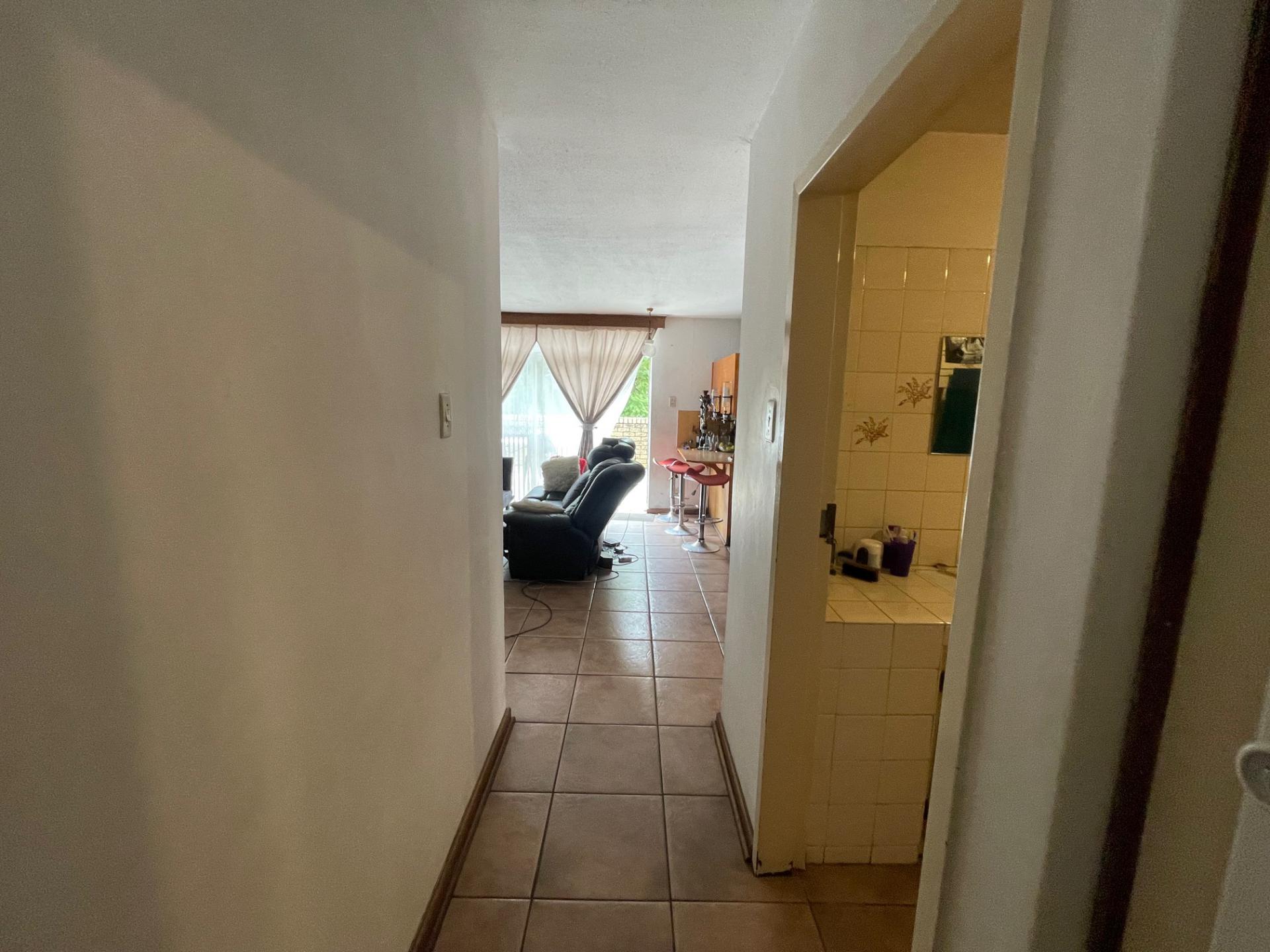  of property in Arcadia