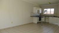 Lounges - 21 square meters of property in Meredale