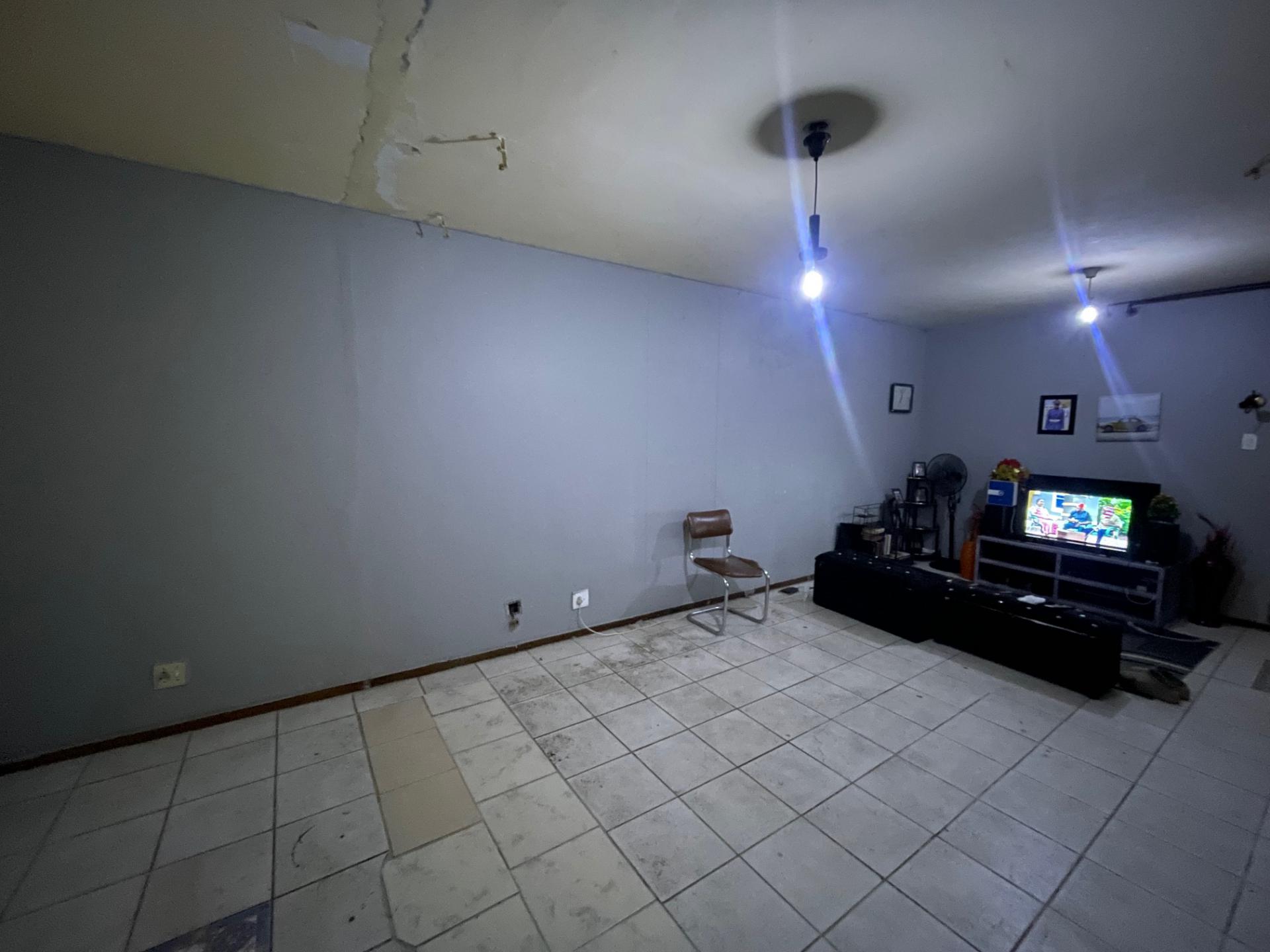  of property in Sunnyside