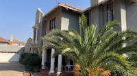 Front View of property in Houghton Estate