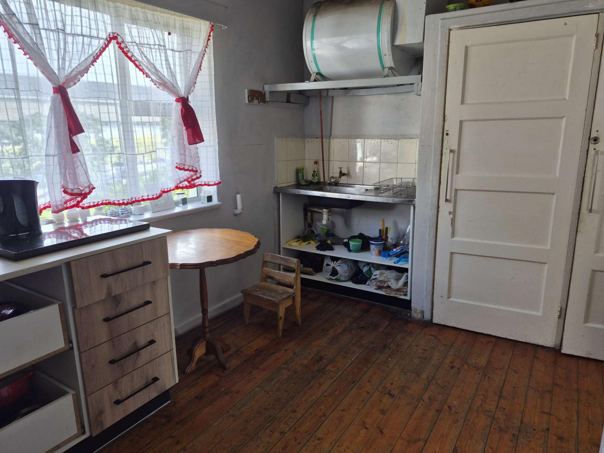  of property in Algoa Park